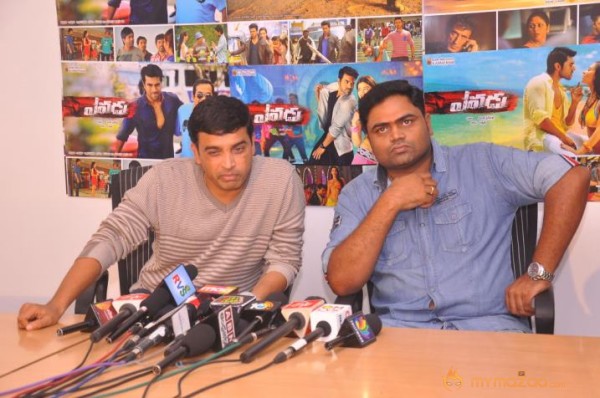 Yevadu Movie Pressmeet Gallery