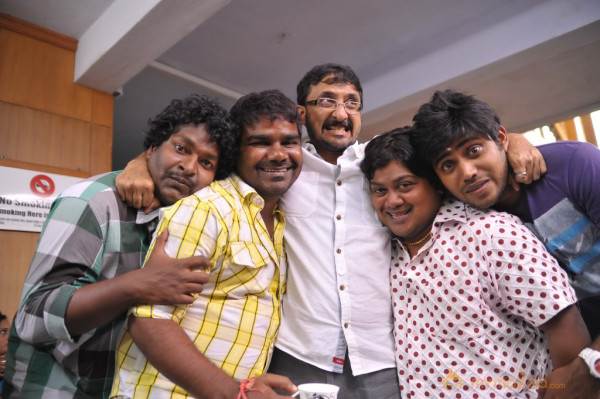 1000 Abaddalu Movie Latest Stills 