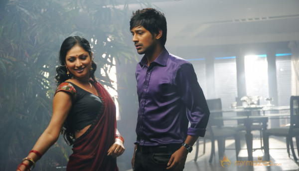 Abbai Class Ammai Mass Movie Stills 