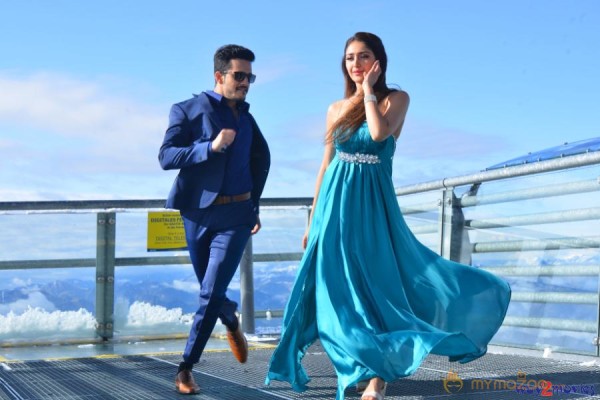 Akhil Movie Stills 