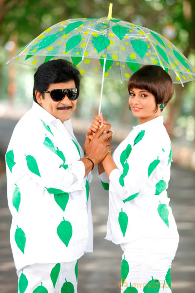 Ali Baba Okkade Donga Movie Stills 