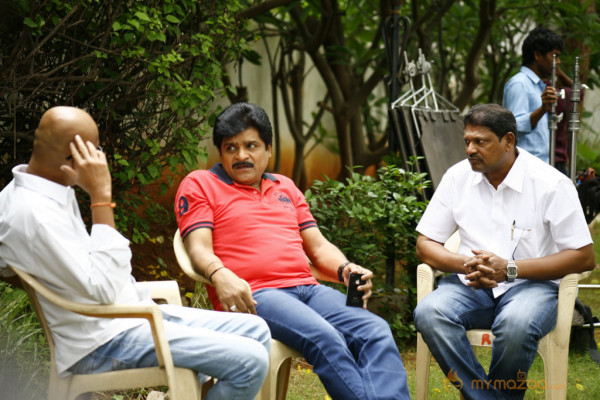 Ali Baba Okkade Donga Movie Stills 