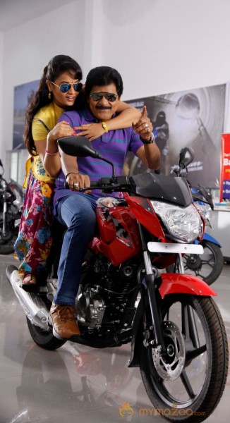 Alibaba Okkade Donga Movie Stills 