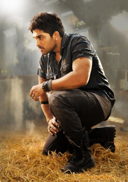 Allu Arjun In Iddarammayilatho Movie Action Stills 