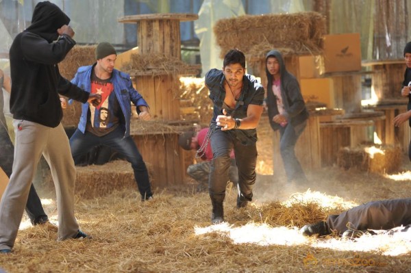 Allu Arjun In Iddarammayilatho Movie Action Stills 