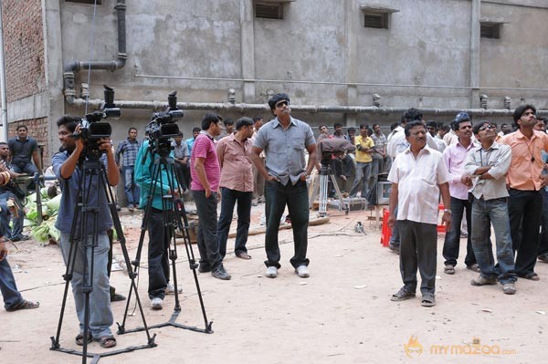 'Amaravathi' Working Stills 