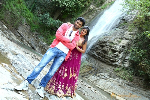 Anaganaga oka chitram movie latest stills