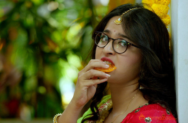 Anushka Shetty in Size Zero Movie Stills