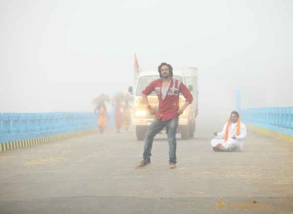 Araku Road Lo Movie Stills