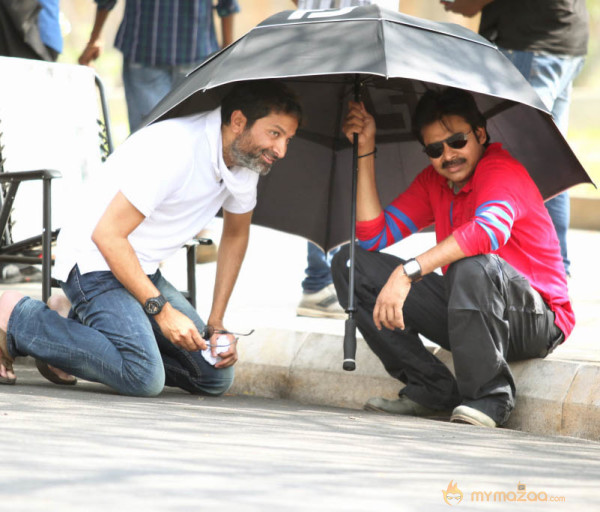 Attarintiki Daaredi Movie Onlocation Stills 