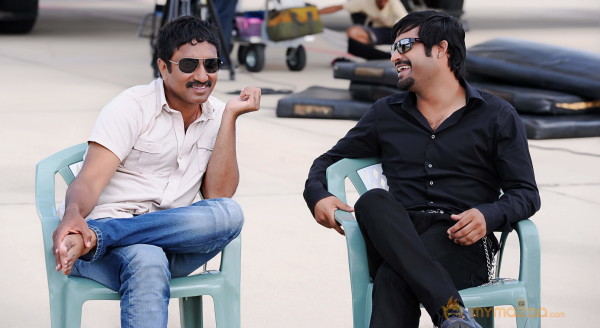  Baadshah Movie Onlocation Stills 