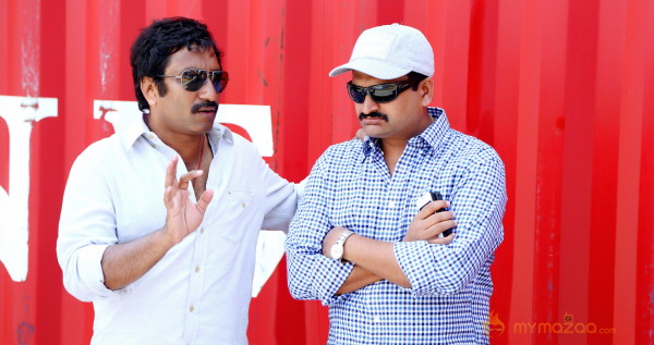  Baadshah Movie Onlocation Stills 