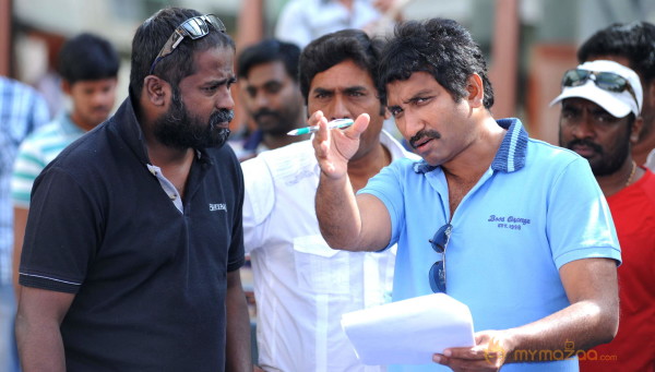  Baadshah Movie Onlocation Stills 