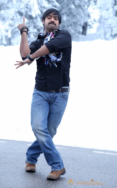 Baadshah New Movie Stills  