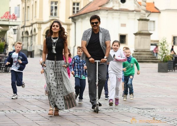 Babu Bangaram Movie Photos