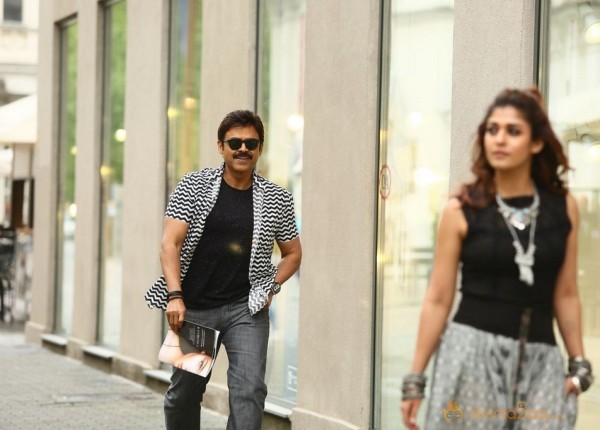 Babu Bangaram Movie Photos