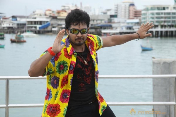 Band Baaja Movie Latest Stills 