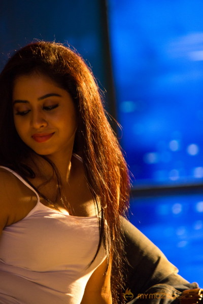 Break Up Movie New Stills  