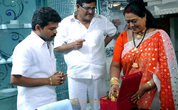 Collector Gari Bharya Shooting spot stills