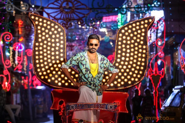 Dhanush-Kajal Aggarwal Maari movie stills