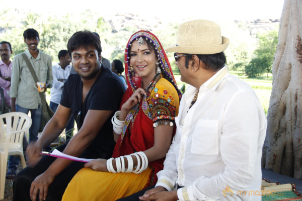 Doosukeltha Movie Onlocation Stills 