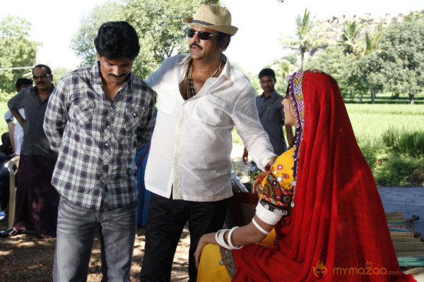 Doosukeltha Movie Onlocation Stills 