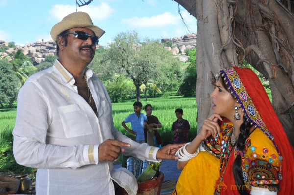 Doosukeltha Movie Onlocation Stills 