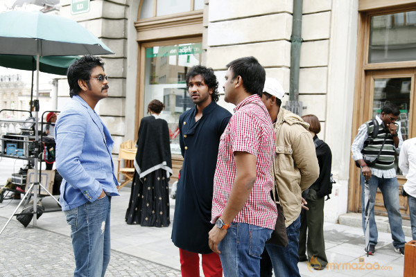 Doosukeltha Movie Onlocation Stills 