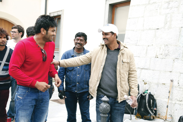 Doosukeltha Movie Onlocation Stills 