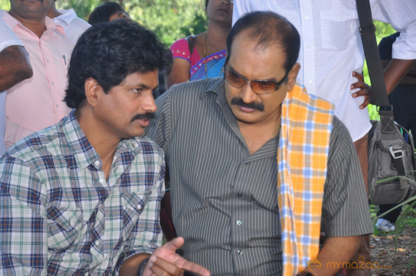 Doosukeltha Movie Onlocation Stills 