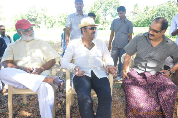 Doosukeltha Movie Onlocation Stills 