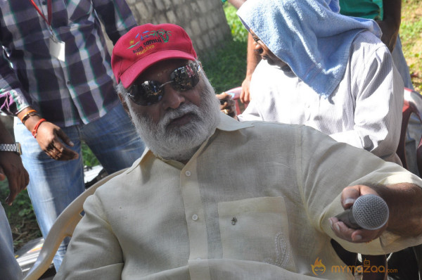 Doosukeltha Movie Onlocation Stills 