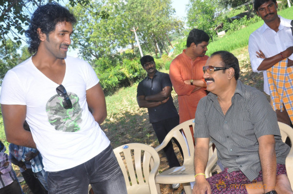 Doosukeltha Movie Onlocation Stills 