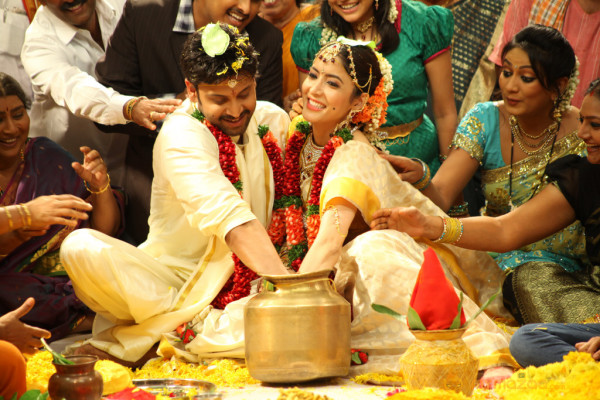 Emo Gurram Egara Vachu Movie Stills 