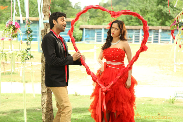 Emo Gurram Eguravachu New Stills 