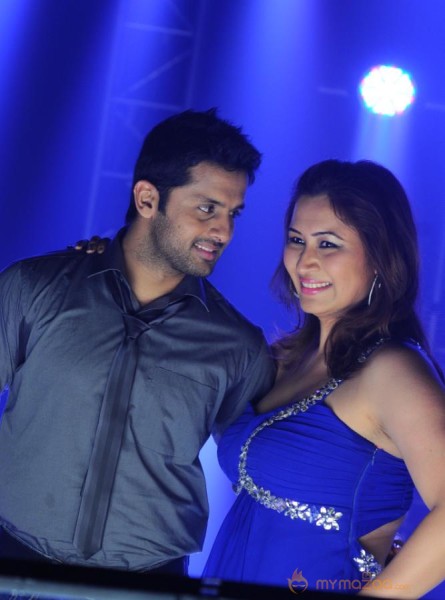 Gunde Jaari Gallanthayindhe New Movie Stills 