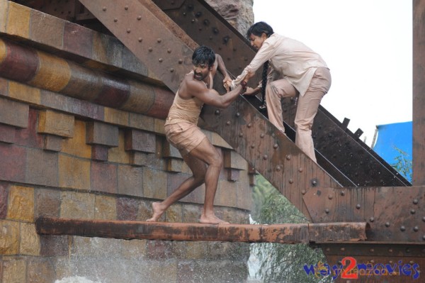 Gundello Godari New Movie Stills 