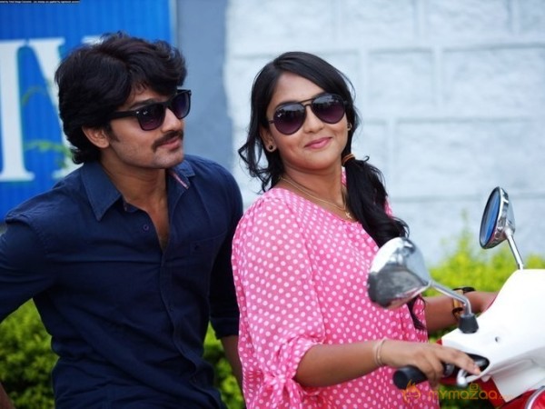 Iddaram Movie Latest Photos