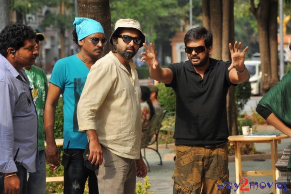 Iddarammayilatho Movie & Working Stills 