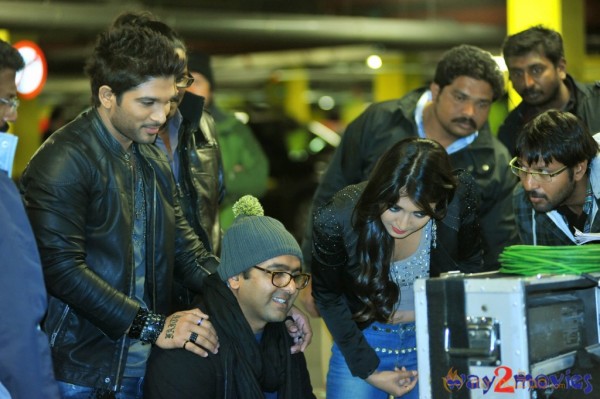 Iddarammayilatho Movie & Working Stills 