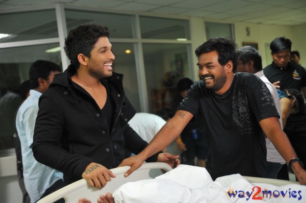 Iddarammayilatho Movie & Working Stills 