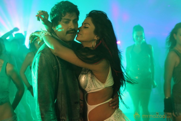 Jagathjentri Movie Stills 