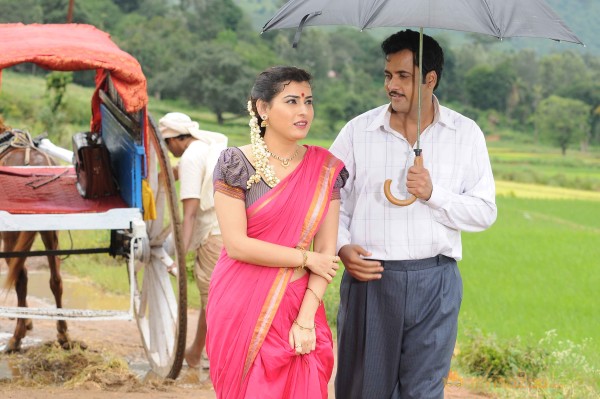 Kamalatho Naa Prayanam Movie Latest Stills 