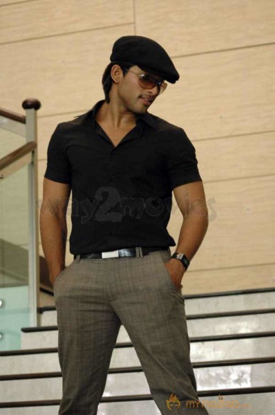 Latest Exclusive Photo Gallery Of Allu Arjun's Arya-2 