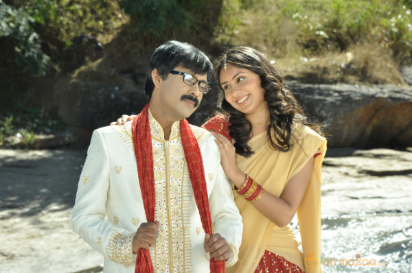 Maharajasri Gaaligadu Movie Hot Stills 