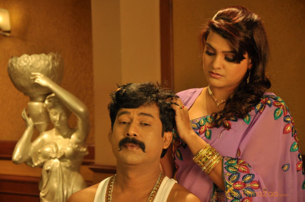 Maharajasri Gaaligadu Movie Hot Stills 