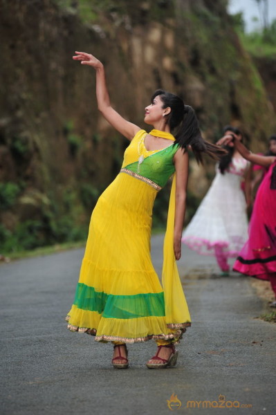 Manasunu Maya Seyake New Movie Stills 