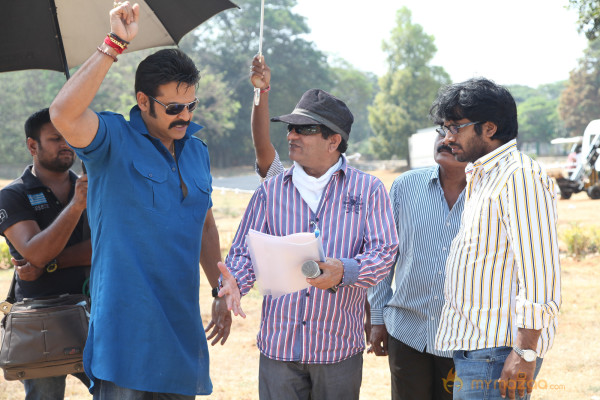 Masala Movie Working Stills 