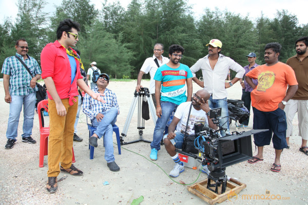 Masala Movie Working Stills 