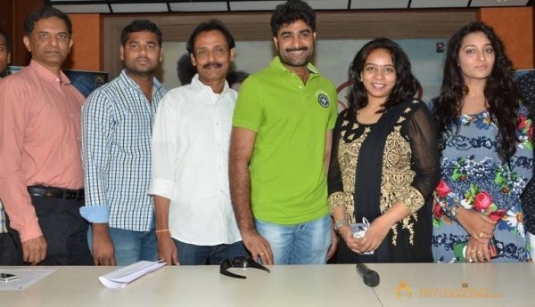 Mounam Movie Press Meet Stills